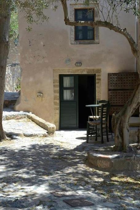 Nefeli Castle Stone House Inside The Fortress Monemvasia Extérieur photo