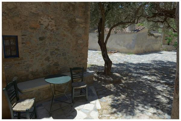 Nefeli Castle Stone House Inside The Fortress Monemvasia Extérieur photo