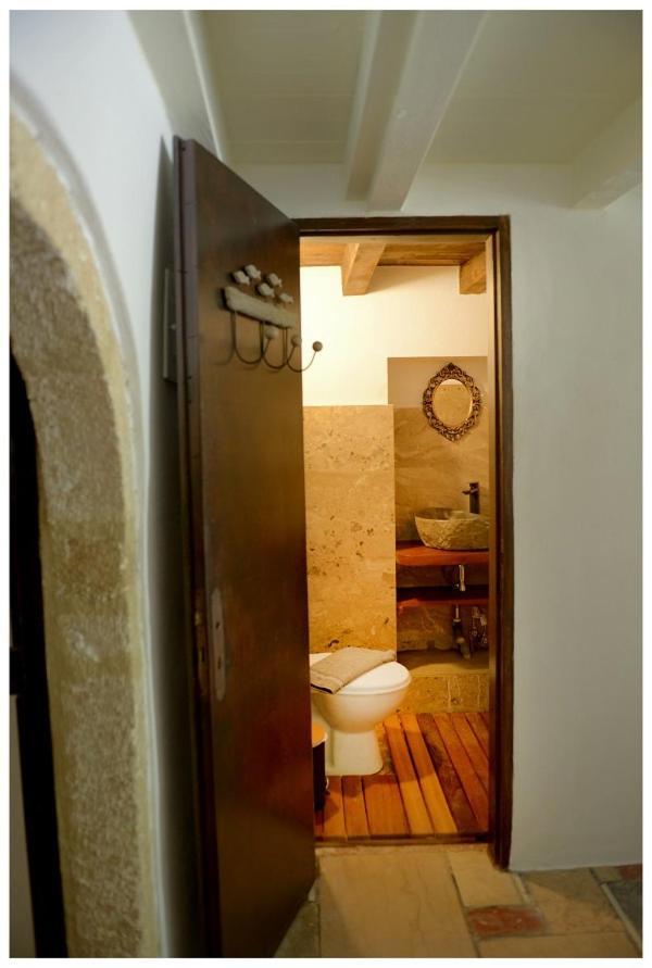 Nefeli Castle Stone House Inside The Fortress Monemvasia Extérieur photo